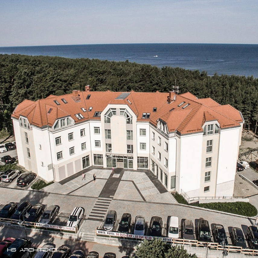 WHITE HOTEL <br />KRYNICA MORSKA <br />UL. KORCZAKA-4